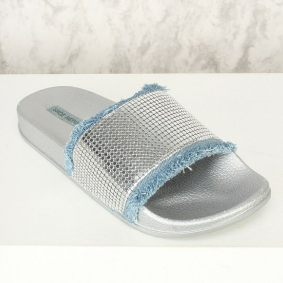 Sandals - Picture 2 of 2